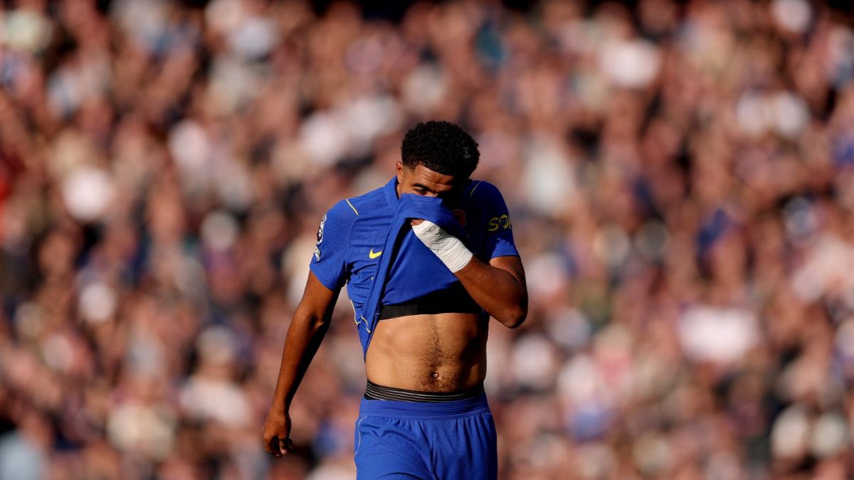 “Got to be off” – Chelsea player having a “shocker” can’t continue say journalists