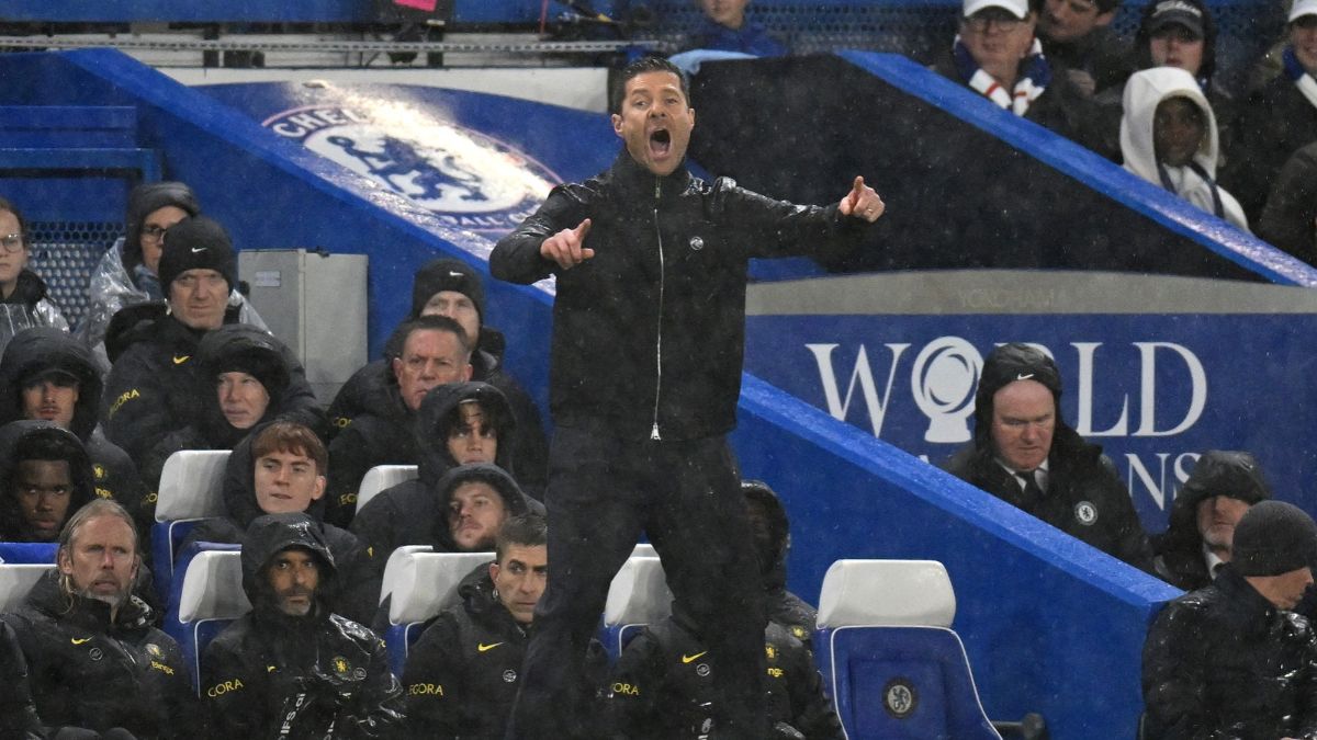 Xabi Alonso in the rain. (Photo by Ryan Pierse/Getty Images) Xabi Alonso in the rain.
