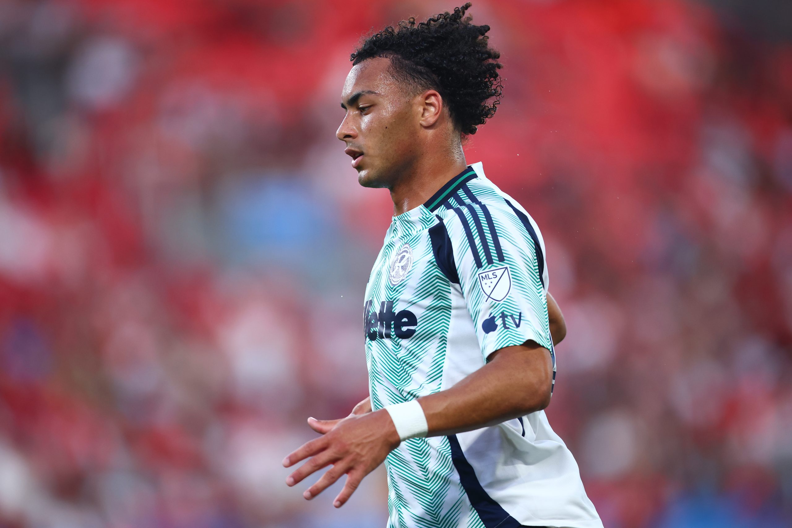 Chelsea and Liverpool linked with full back days after international debut
